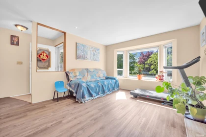 Kitchen Photo of 20377 Kent Street, Maple Ridge, BC