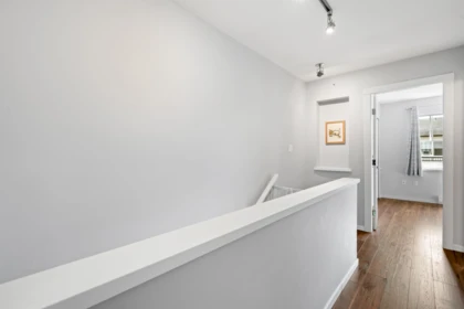 Primary Bathroom Photo of 6 2495 Davies Avenue, Port Coquitlam, BC