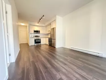 304 15735 85 Avenue, Surrey, BC, Surrey — Apartment/Condo for sale