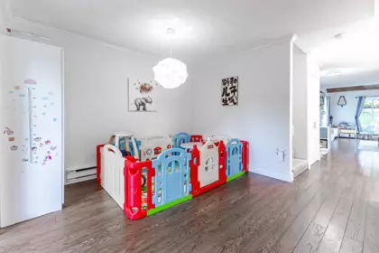 Breakfast Nook Photo of 6470 Sheridan Road, Richmond, BC