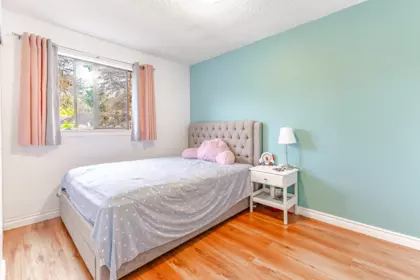 Powder Room Photo of 6470 Sheridan Road, Richmond, BC