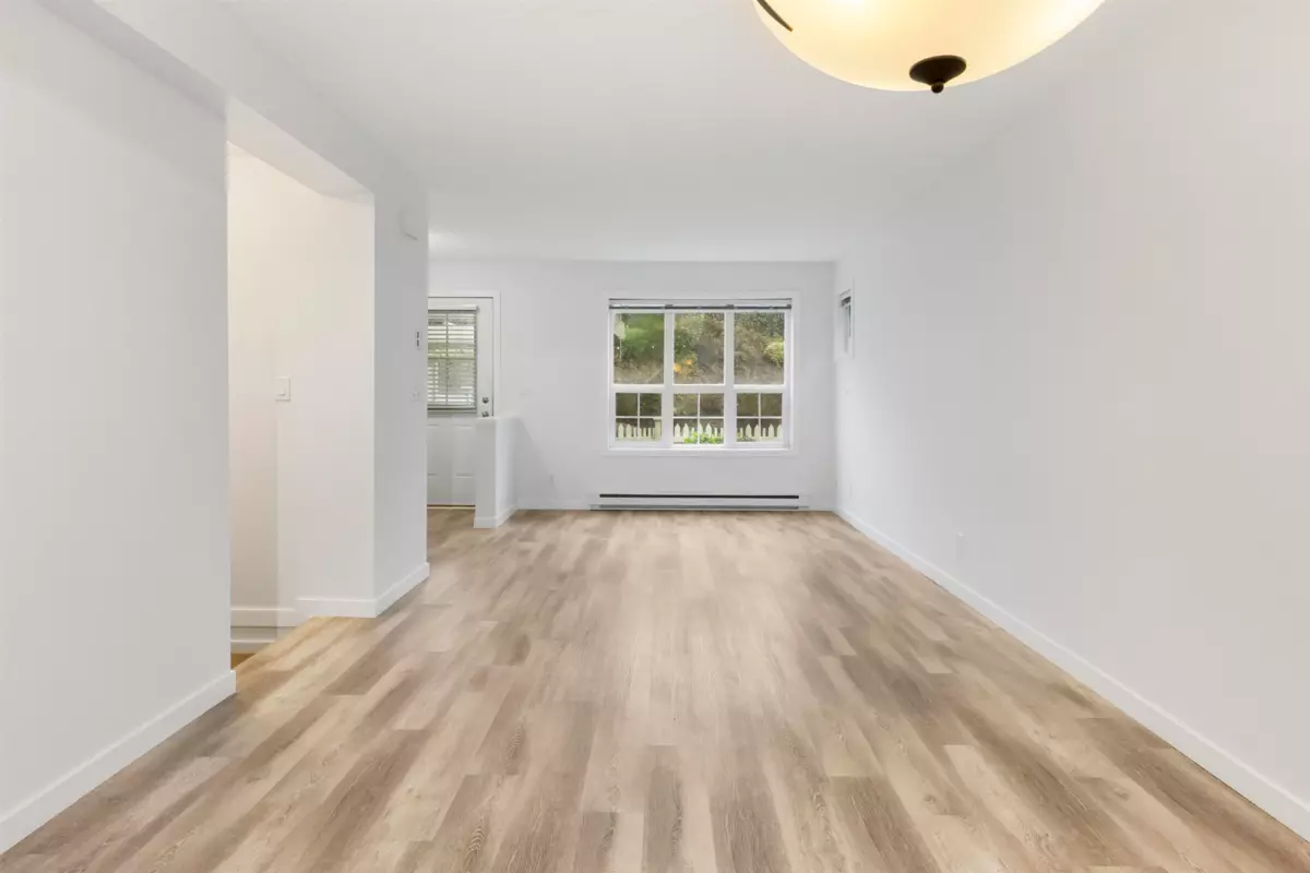 Dining Area Photo of 80 4401 Blauson Boulevard, Abbotsford, BC
