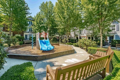 Laundry Room Photo of 71 18983 72a Avenue, Surrey, BC