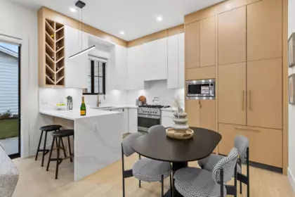 Kitchen Island Photo of 2 5306 Culloden Street, Vancouver, BC