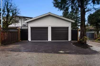Powder Room Photo of 2 5306 Culloden Street, Vancouver, BC