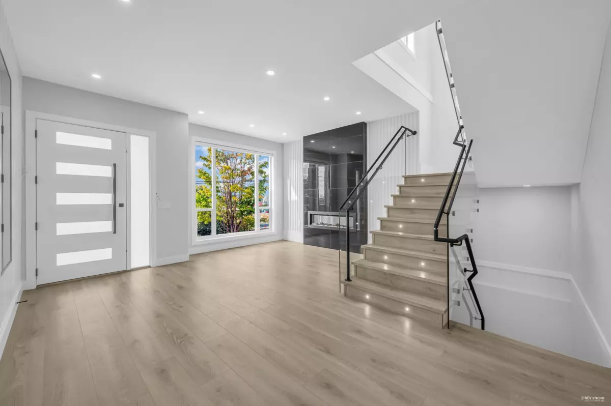 Family Room Photo of 11342 River Road, Surrey, BC