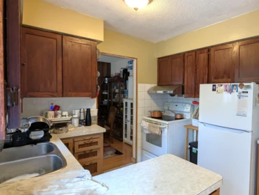 Kitchen Island Photo of 12770 102 Avenue, Surrey, BC
