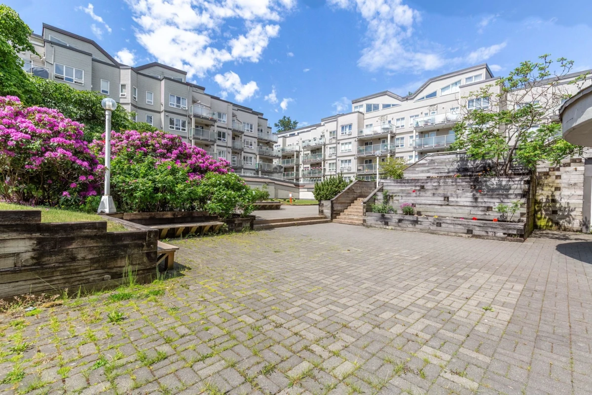 Exterior Rear Photo of 412 14399 103 Avenue, Surrey, BC