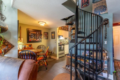 Guest Bathroom Photo of 412 14399 103 Avenue, Surrey, BC