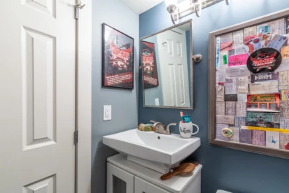 Hallway Photo of 412 14399 103 Avenue, Surrey, BC