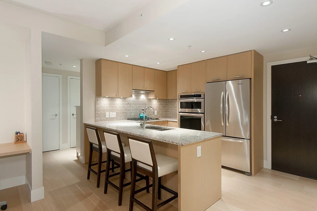 Dining Area Photo of 608 150 W 15th Street, North Vancouver, BC