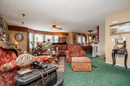 Kitchen Photo of 5961 Cambridge Street, Chilliwack, BC