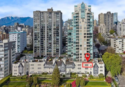 Outdoor Kitchen Photo of 306 1311 Beach Avenue, Vancouver, BC