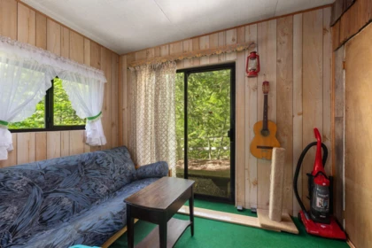 Walk-In Closet Photo of 9570 Pemberton Portage Road, Pemberton, BC