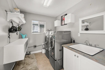 Basement Recreation Room Photo of 24898 122 Avenue, Maple Ridge, BC