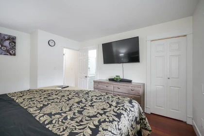 Basement Recreation Room Photo of 11698 206a Street, Maple Ridge, BC