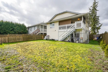 Outdoor Kitchen Photo of 11698 206a Street, Maple Ridge, BC