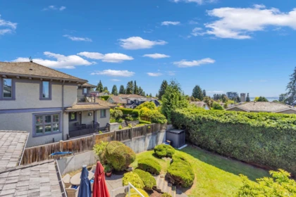 Backyard Photo of 2322 Lawson Avenue, West Vancouver, BC