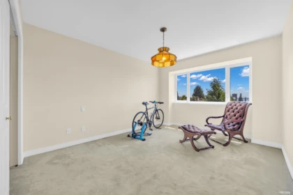 Laundry Room Photo of 2322 Lawson Avenue, West Vancouver, BC