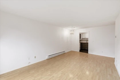 Bedroom 3 Photo of 304 1864 Frances Street, Vancouver, BC