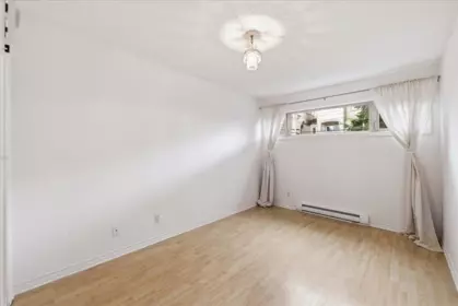 Kitchen Photo of 304 1864 Frances Street, Vancouver, BC