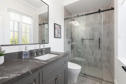 Hallway Photo of 2958 W 40th Avenue, Vancouver, BC