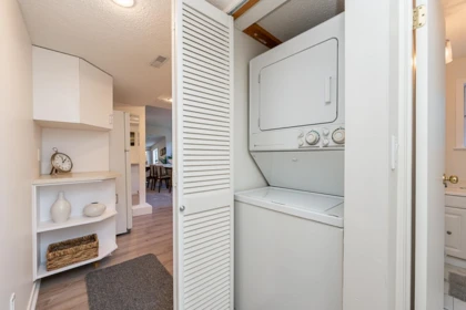 Hot Tub / Spa Photo of 1258 Jefferson Avenue, West Vancouver, BC