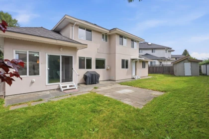 Basement Recreation Room Photo of 6630 123 Street, Surrey, BC