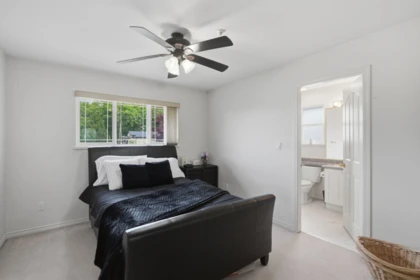 Powder Room Photo of 6630 123 Street, Surrey, BC