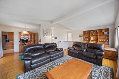 Breakfast Nook Photo of 1530 Sherlock Avenue, Burnaby, BC