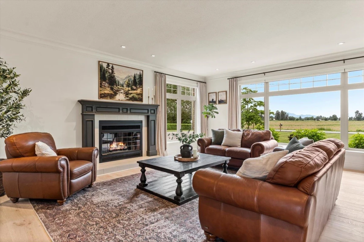 Dining Area Photo of 9808 Chapman Road, Rosedale, BC