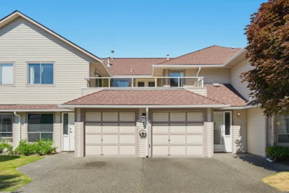 209 13725 72a Avenue, Surrey, BC, Surrey — Townhouse for sale