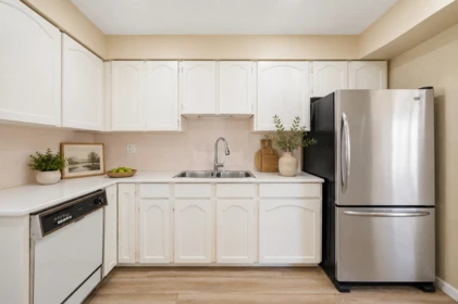 Guest Bathroom Photo of 209 13725 72a Avenue, Surrey, BC