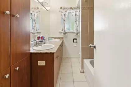 Powder Room Photo of 4890 Southlawn Drive, Burnaby, BC