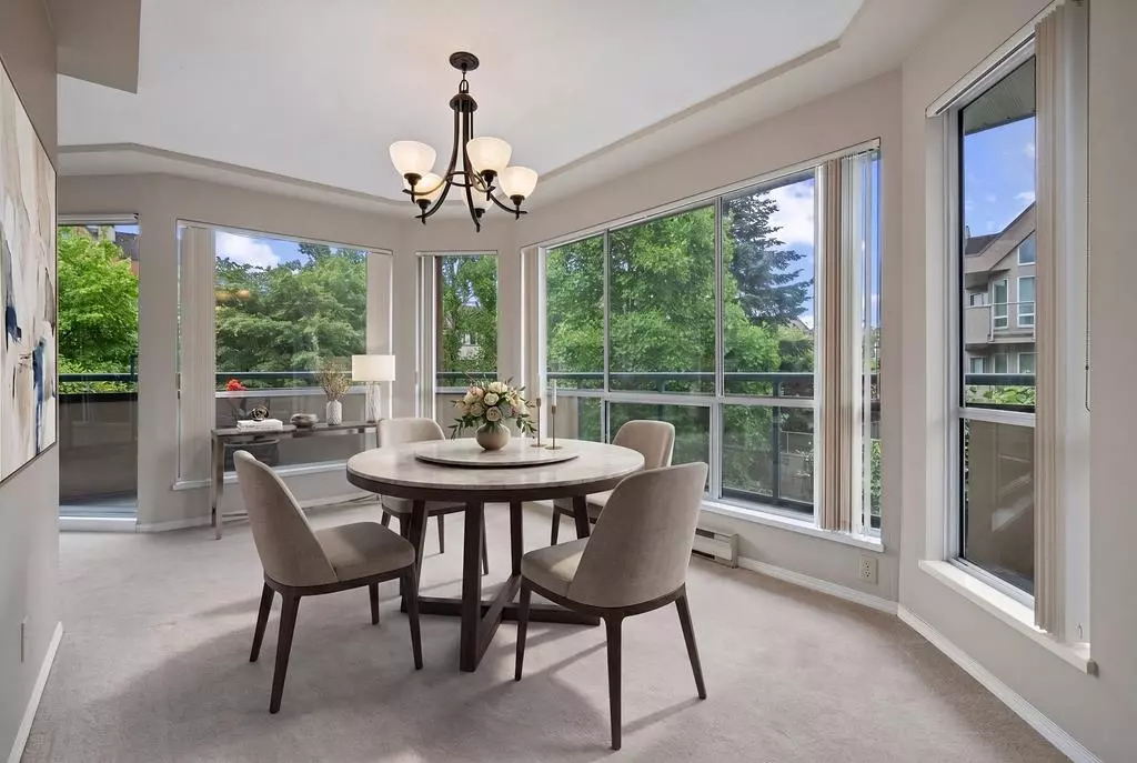 Dining Area Photo of 258 8600 Lansdowne Road, Richmond, BC