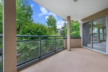 Swimming Pool Photo of 258 8600 Lansdowne Road, Richmond, BC