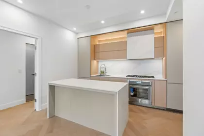 Kitchen Photo of 502 1342 Johnston Road, White Rock, BC
