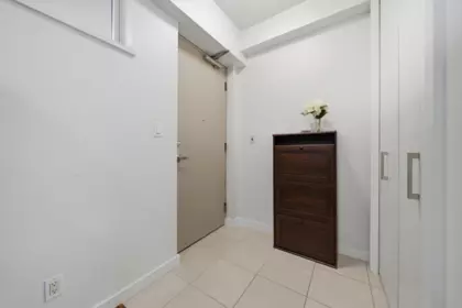 Powder Room Photo of 306 2055 Yukon Street, Vancouver, BC