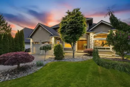 21555 47b Avenue, Langley, BC, Langley — Single Family Residence for sale