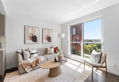 562 955 E Hastings Street, Vancouver, BC, Vancouver — Apartment/Condo for sale