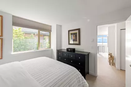 Bedroom 4 Photo of 8674 Seascape Drive, West Vancouver, BC