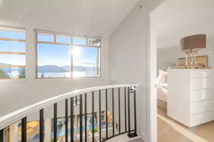 Loft / Bonus Room Photo of 8674 Seascape Drive, West Vancouver, BC