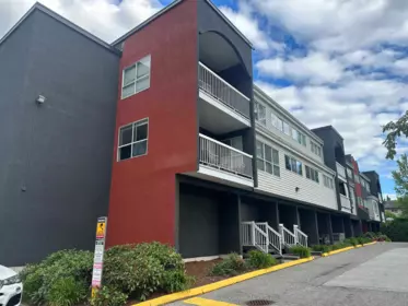305 5664 200 Street, Langley, BC, Langley — Apartment/Condo for sale