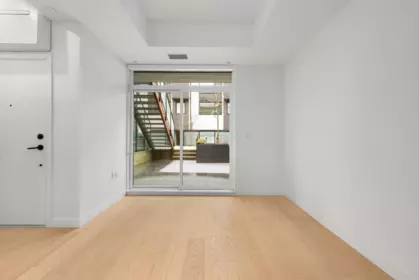 122 650 E 2nd Street, North Vancouver, BC, North Vancouver — Townhouse for sale