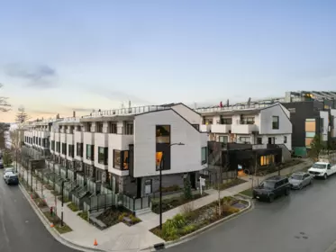 122 650 E 2nd Street, North Vancouver, BC, North Vancouver — Townhouse for sale