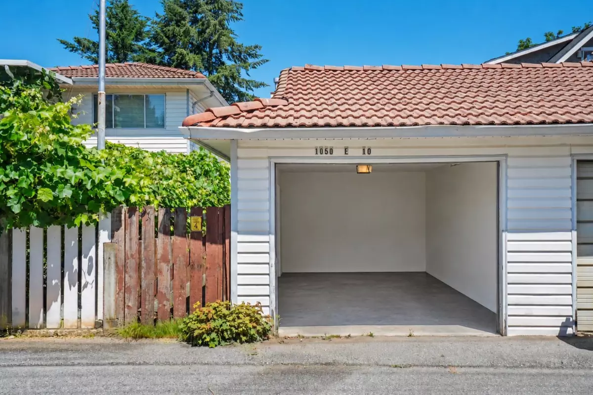 Family Room Photo of 1050 E 10th Avenue, Vancouver, BC