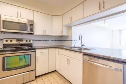 Breakfast Nook Photo of 907 6055 Nelson Avenue, Burnaby, BC