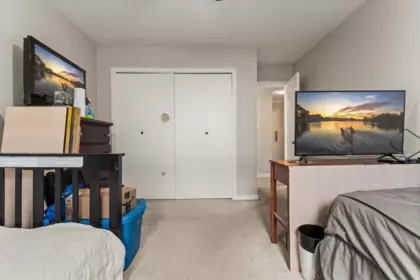 Walk-In Closet Photo of 209 45598 Mcintosh Drive, Chilliwack, BC