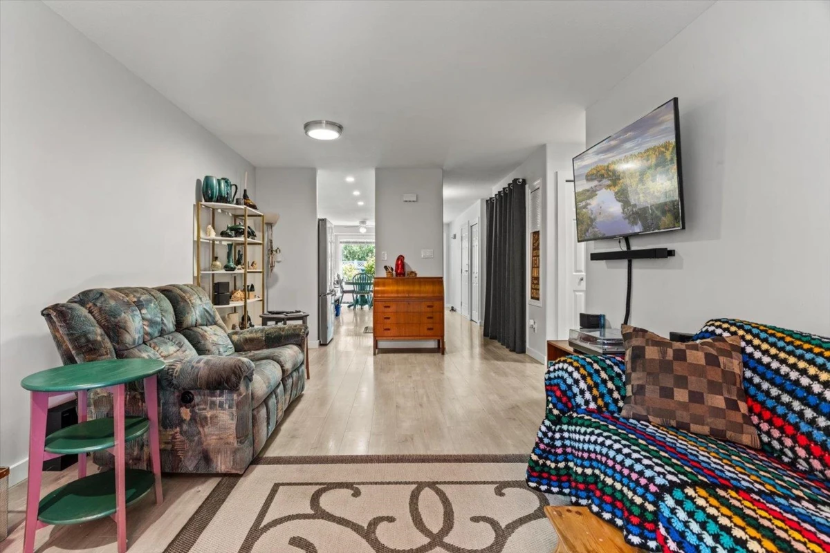 Family Room Photo of 7 46191 Cessna Drive, Chilliwack, BC