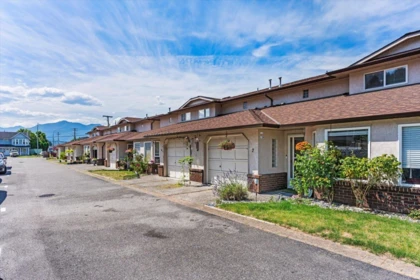 Front Yard Photo of 7 46191 Cessna Drive, Chilliwack, BC